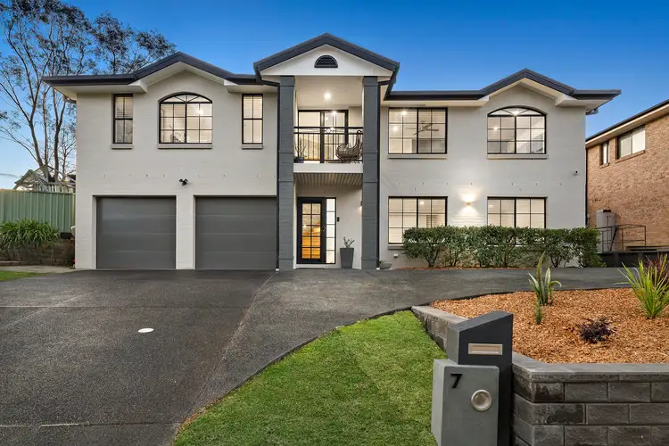 7 Loch Ness Drive, Fletcher NSW 2287