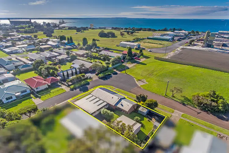Second view of Homely house listing, 15 Champion Court, Portland VIC 3305