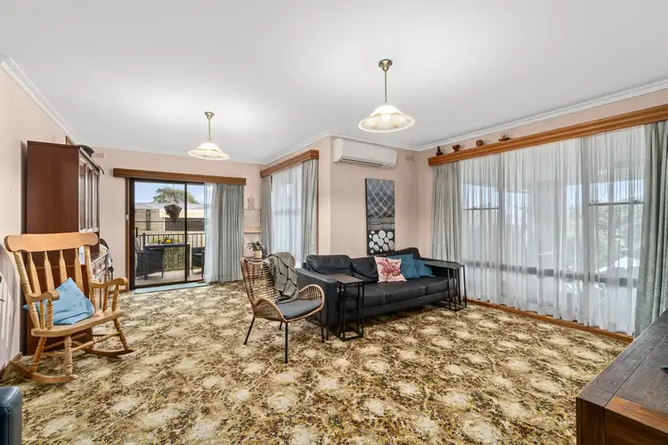 Fifth view of Homely house listing, 8 Bernadette Court, Traralgon VIC 3844