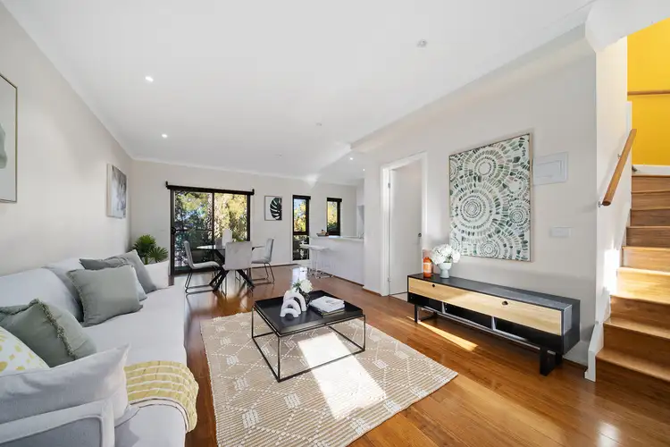 14/81 Mcwhae Circuit, Wanniassa ACT 2903