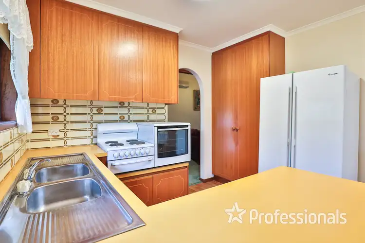 Second view of Homely house listing, 3 Jamieson Court, Mildura VIC 3500