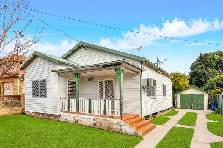 17 Murdock Street, Guildford NSW 2161