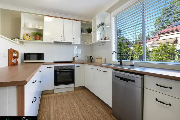 Fifth view of Homely house listing, 1/27 The Boulevarde, Oak Flats NSW 2529