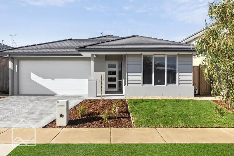 18 Elegante Road, St Leonards VIC 3223