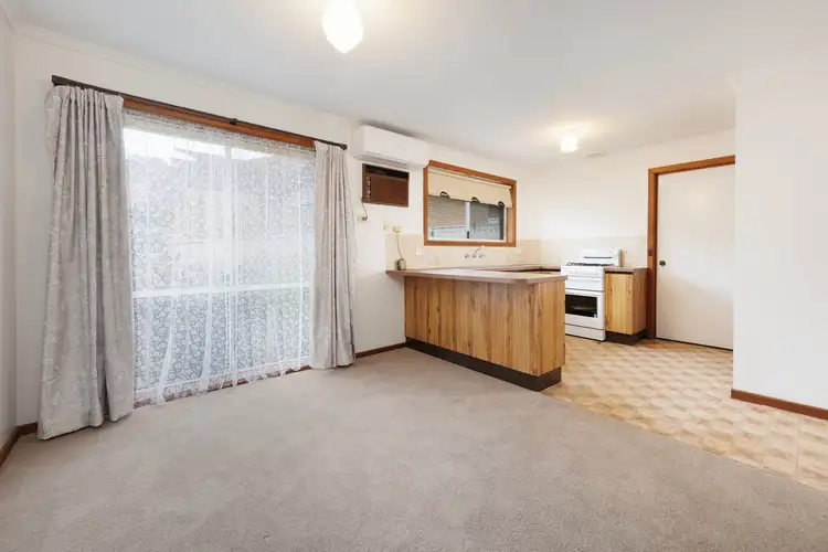 Fourth view of Homely unit listing, 2/17 Barton Street, Wodonga VIC 3690