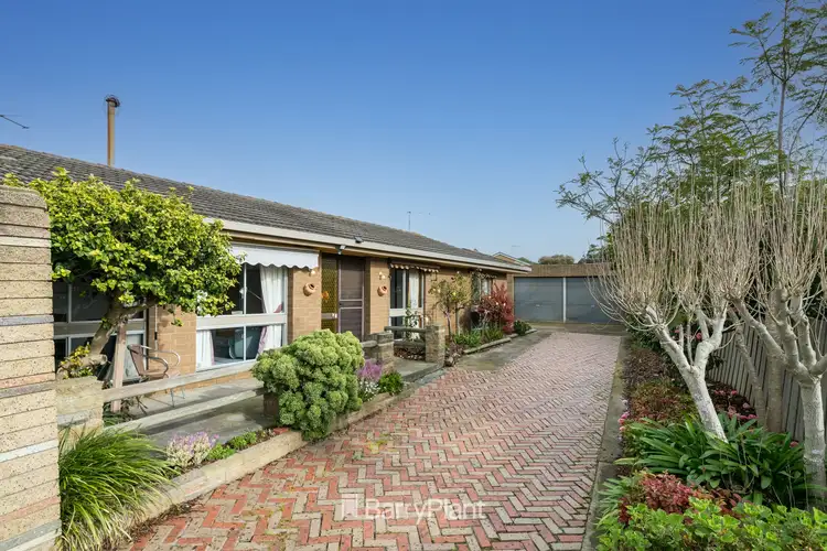 Second view of Homely house listing, 8 Loris Close, Grovedale VIC 3216