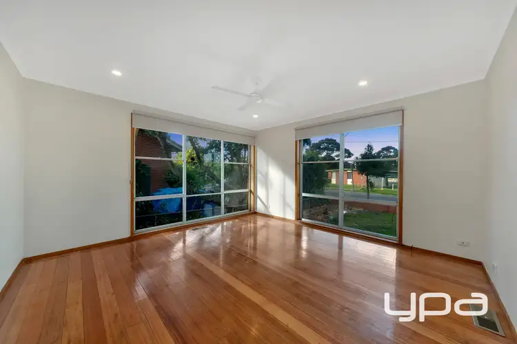 Second view of Homely house listing, 6 Lorraine Crescent, Jacana VIC 3047