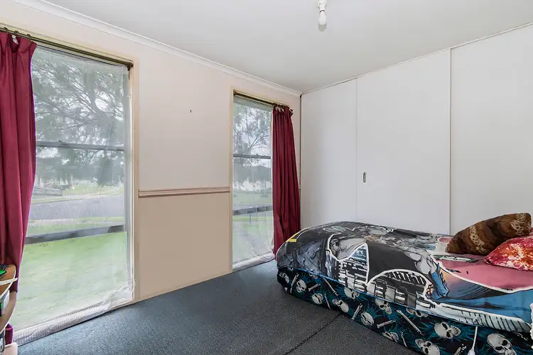 Fifth view of Homely house listing, 7 Correa Court, Portland VIC 3305
