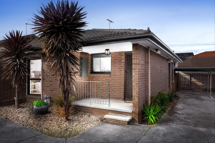 Main view of Homely villa listing, 8/9 Royal Avenue, Essendon North VIC 3041