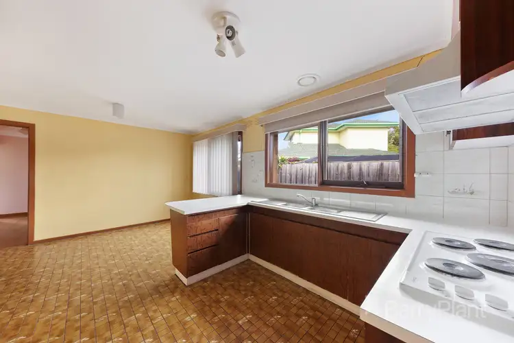 Fifth view of Homely house listing, 11 Gibbon Court, St Albans VIC 3021