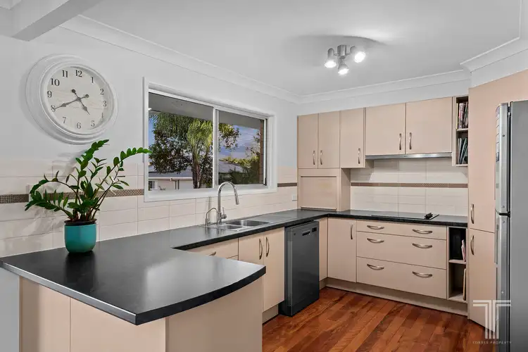 Sixth view of Homely house listing, 18 Carbora Street, Mansfield QLD 4122