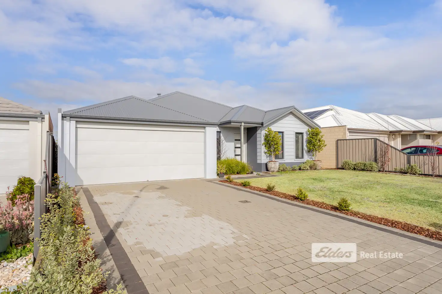 Main view of Homely house listing, 10 Currawong Way, Australind WA 6233