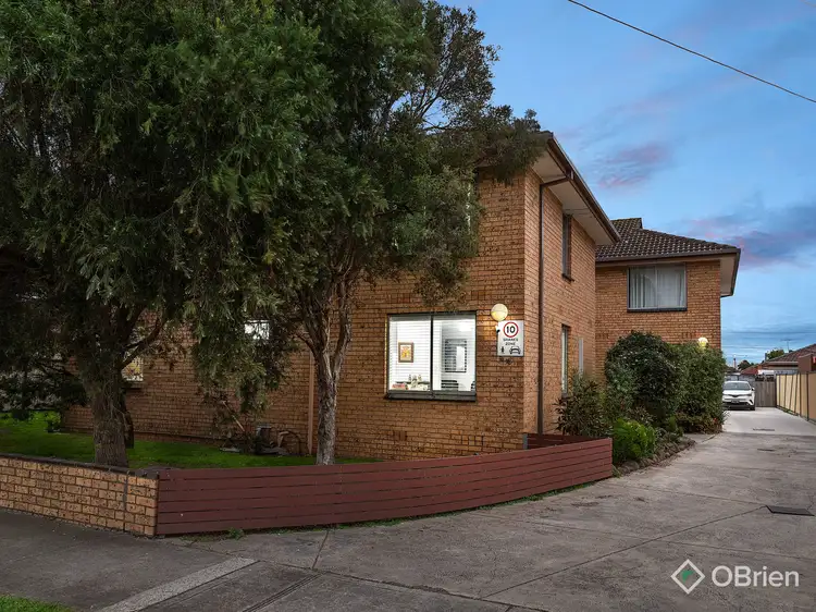 1/16 Tulloch Street, Deer Park VIC 3023