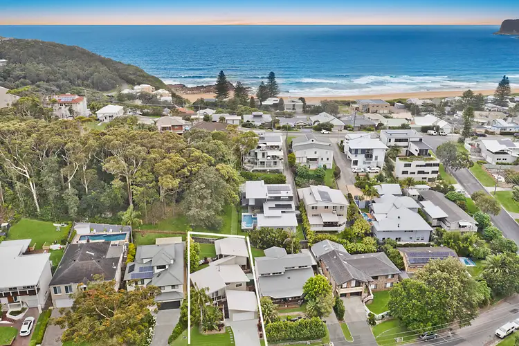 44 Surf Rider Avenue, North Avoca NSW 2260