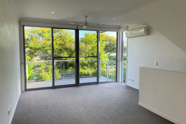 Third view of Homely townhouse listing, 33/5036 Emerald Island Drive, Carrara QLD 4211
