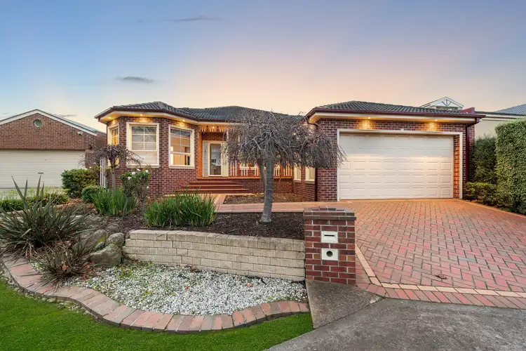 4 Sage Close, Hillside VIC 3037