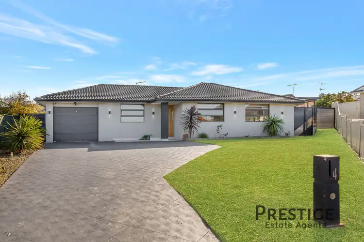 4 Ona Close, Bossley Park NSW 2176