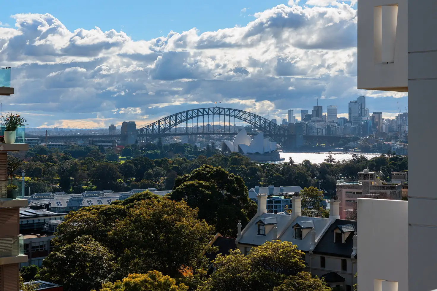 Main view of Homely apartment listing, 602/81 Macleay Street, Potts Point NSW 2011