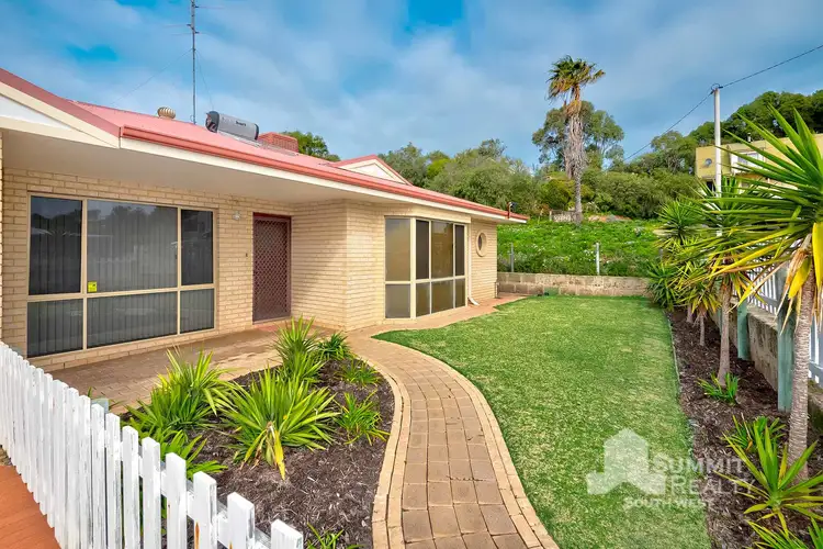 11 Yalgorup Court, Preston Beach WA 6215
