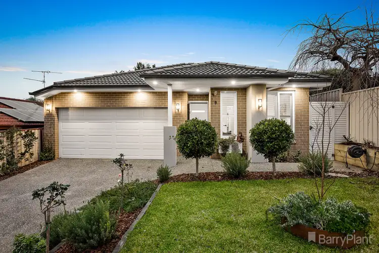 9 Rachael Court, Pakenham VIC 3810