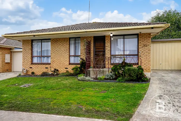 20/106 Burnbank Close, Lake Wendouree VIC 3350