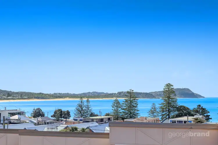 2/19 Kurrawyba Avenue, Terrigal NSW 2260