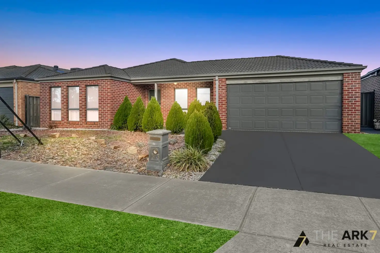 Main view of Homely house listing, 33 Stretton Drive, Brookfield VIC 3338