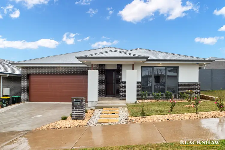 11 Lemon Street, Strathnairn ACT 2615