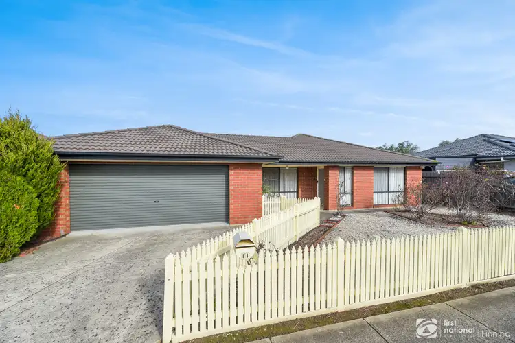 11 Brindalee Place, Cranbourne East VIC 3977