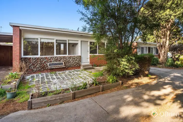 2/2 Worwong Avenue, Somerville VIC 3912