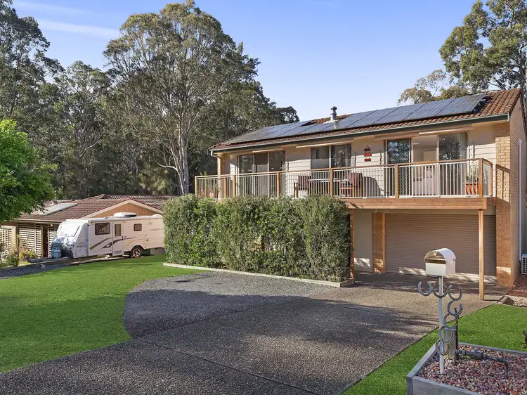 7 The Outlook Road, Surfside NSW 2536