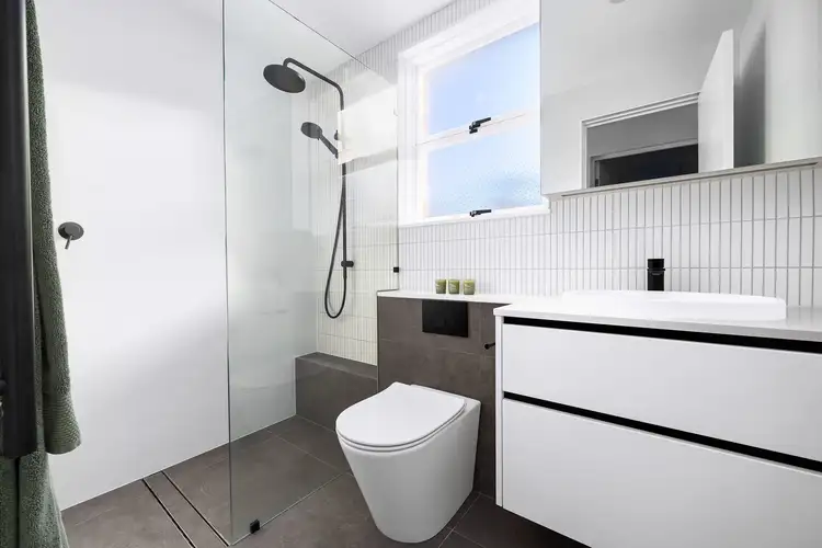 Fourth view of Homely apartment listing, 13/21 Redman Road, Dee Why NSW 2099