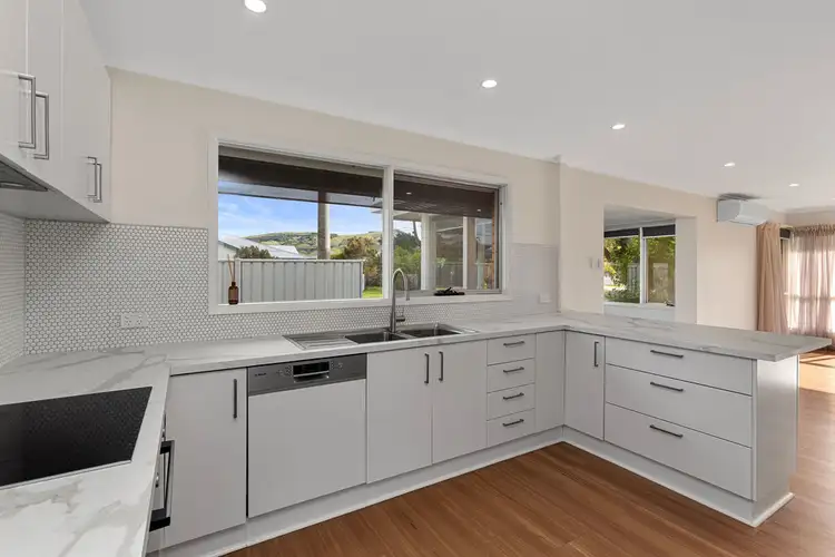 2 Fisk Street, Apollo Bay VIC 3233