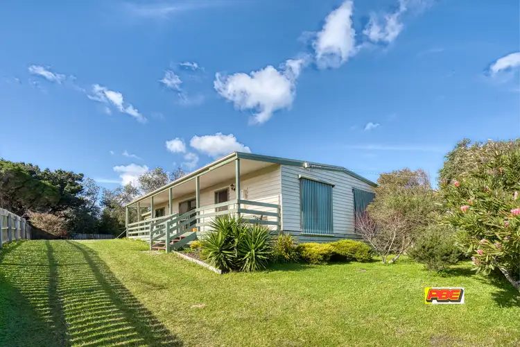 8 Albert Avenue, Venus Bay VIC 3956