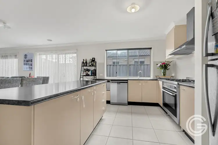 Fifth view of Homely house listing, 10 Braestar Street, Cranbourne VIC 3977