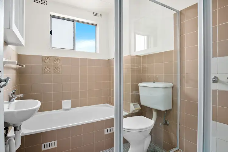 Fourth view of Homely unit listing, 4/17 Thurlow Street, Riverwood NSW 2210