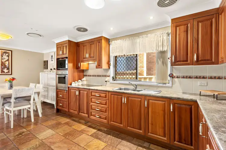 Sixth view of Homely house listing, 2 Torres Close, Ashtonfield NSW 2323