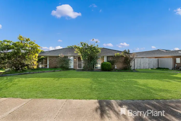 16 Trethowan Avenue, Melton West VIC 3337
