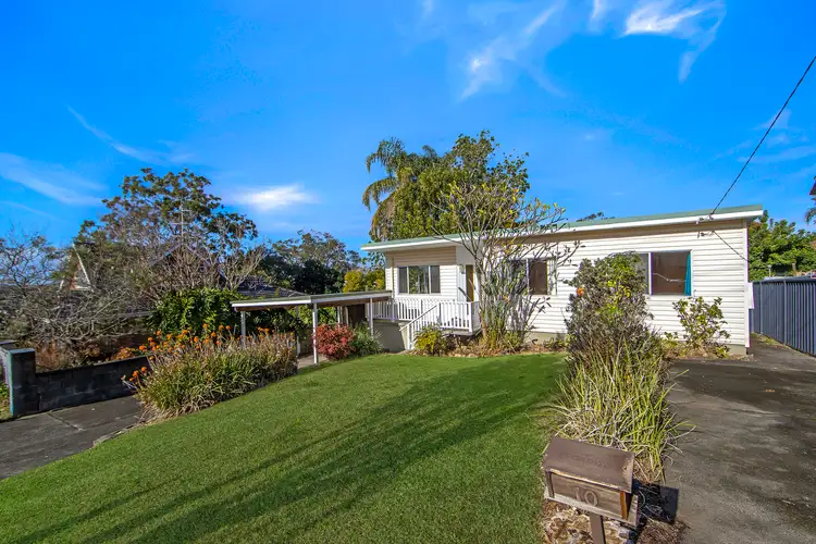 10 North Road, Wyong NSW 2259