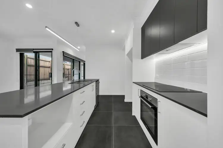28 Obsidian Street, Collingwood Park QLD 4301