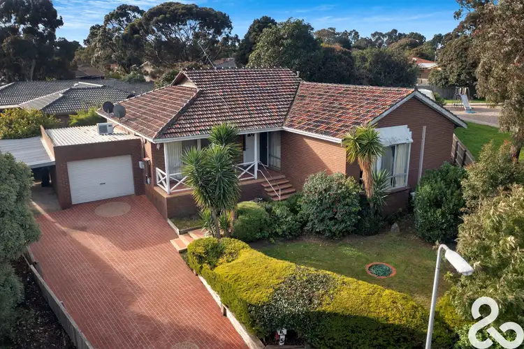 Main view of Homely house listing, 5 Hallmark Close, Mill Park VIC 3082