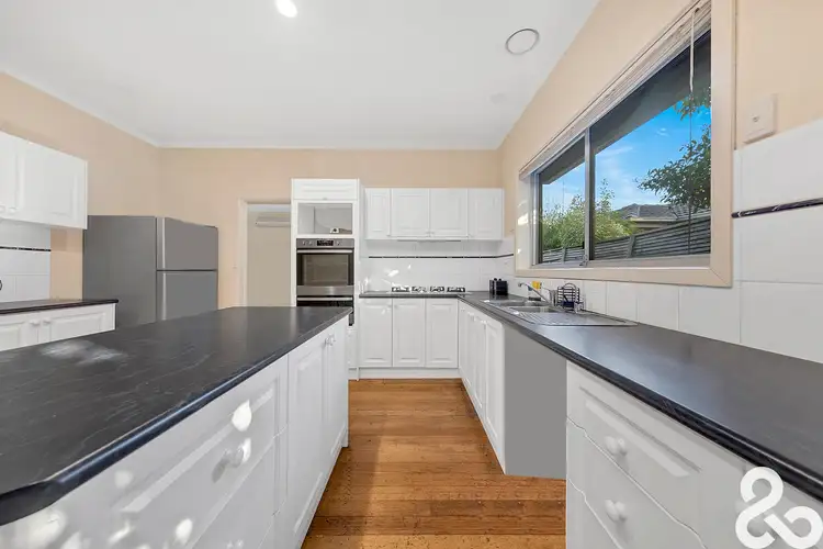 Sixth view of Homely house listing, 5 Hallmark Close, Mill Park VIC 3082