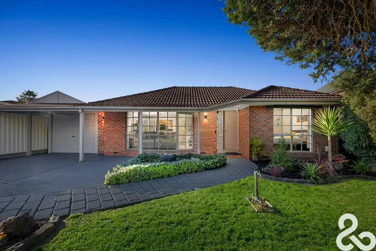 1 Viola Court, Mill Park VIC 3082