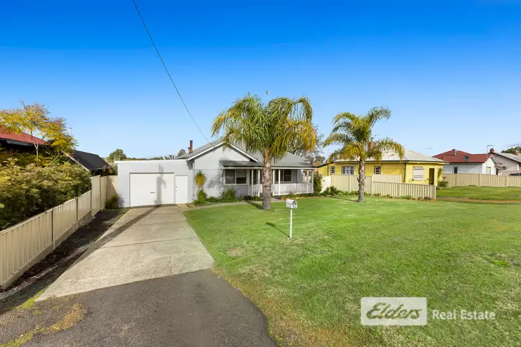 52 Atkinson Street, Collie WA 6225