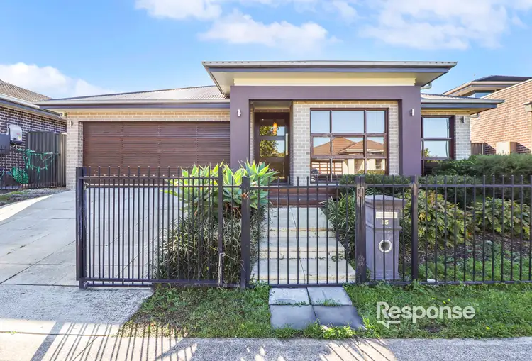 15 Matcham Street, Jordan Springs NSW 2747