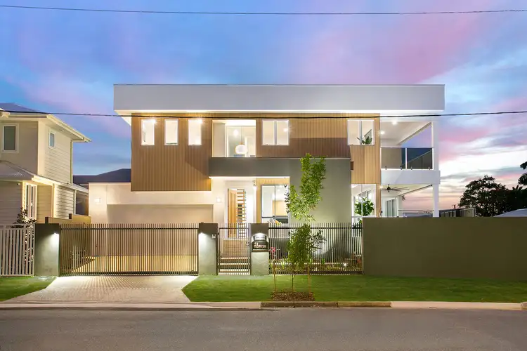 51 Fourth Avenue, Palm Beach QLD 4221