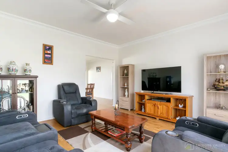 Fifth view of Homely house listing, 3 Chester Close, Traralgon VIC 3844
