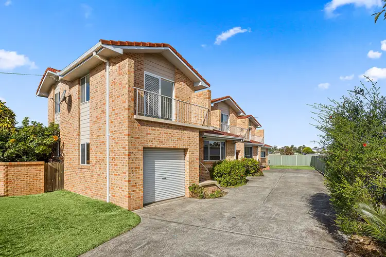 1/17 Addison Avenue, Lake Illawarra NSW 2528