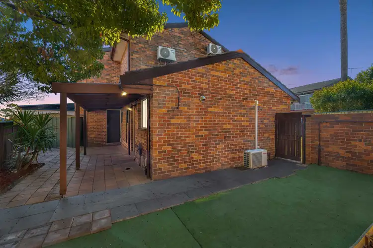 2/1 Lusty Place, Moorebank NSW 2170