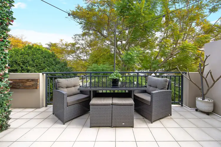 Third view of Homely unit listing, 29/11-13 Sturdee Parade, Dee Why NSW 2099